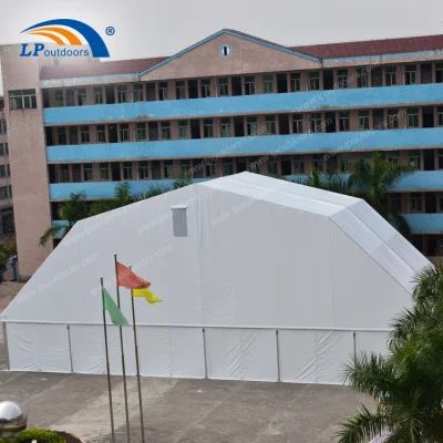 30X50m 실내 스포츠를 위한 고품질 대형 다각형 경기장 텐트
